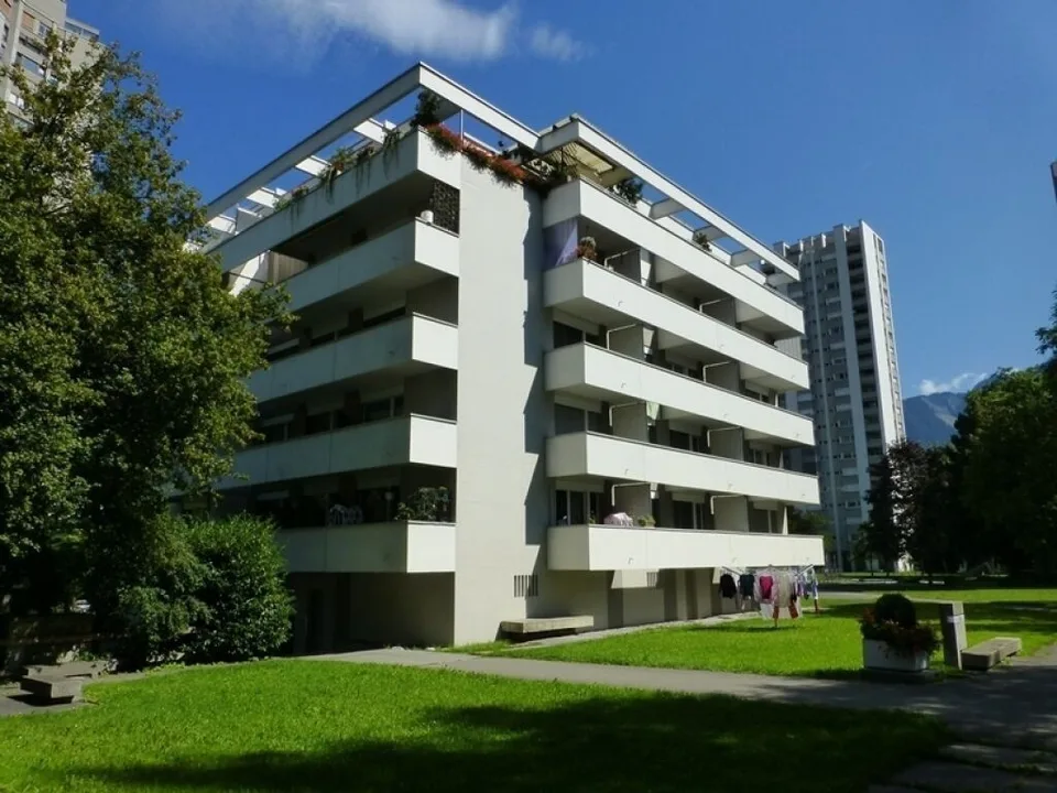Moto-Einstellplatz an der Belmontstrasse 4 in Chur
