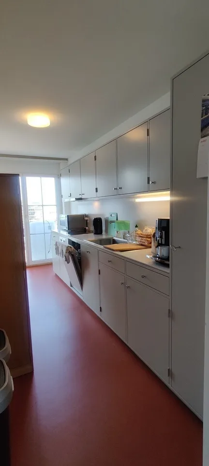 WG-Zimmer bei Manor mit Montalinblick