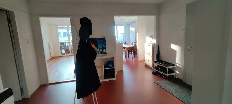 WG-Zimmer bei Manor mit Montalinblick