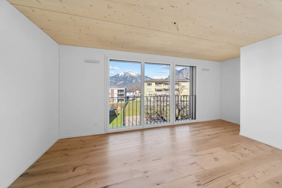 Erstvermietung - 5.5-Zimmerwohnung im Holzbau