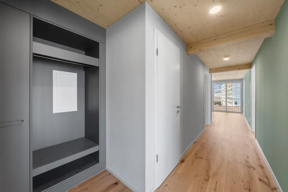 Erstvermietung - 5.5-Zimmerwohnung im Holzbau