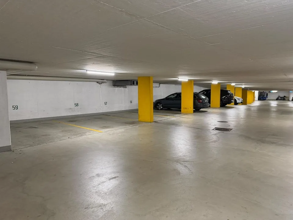 Autoeinstellplätze in Adliswil zu vermieten