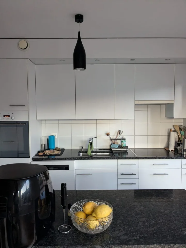 Furnished Room in a Shared Flat | Top Floor | WG Zimmer in wunderschöner Attikawohnung (2er WG)