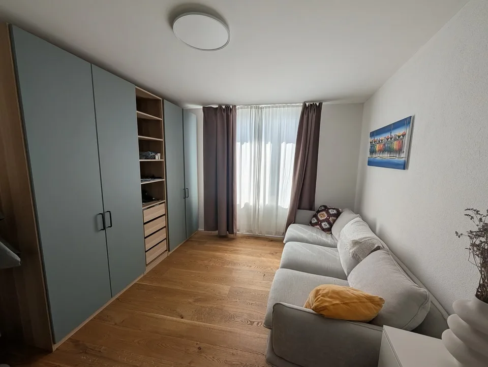 Wohnen mit Seeblick in Brunnen – möblierte 3.5-Zimmer-Wohnung auf Zeit