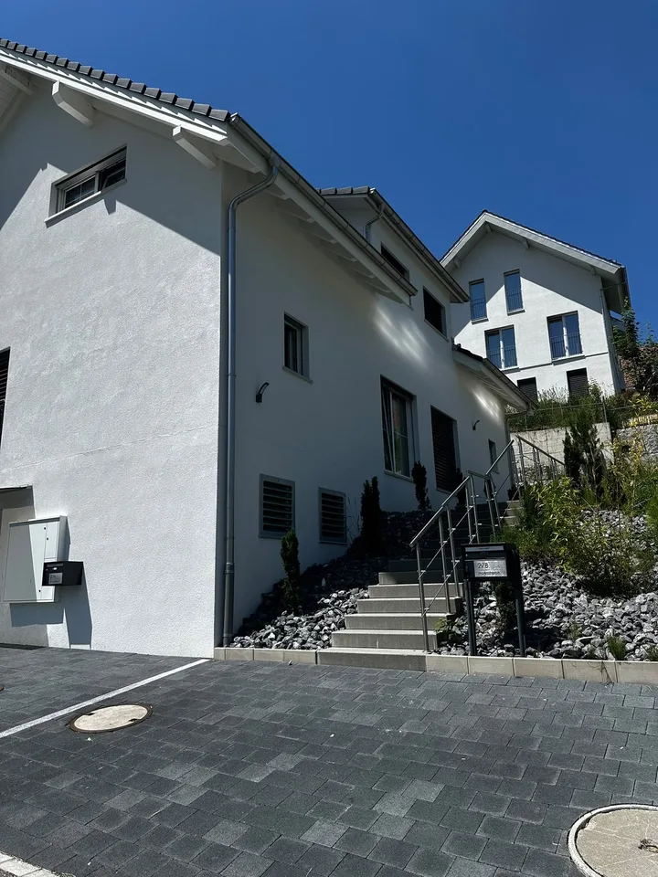 Modernes 6-Zimmer-Doppeleinfamilienhaus in Gibswil – Neubau mit erstklassiger Ausstattung"