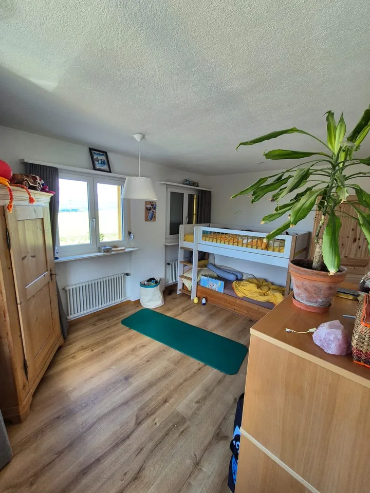 4.5-Zimmer-Einfamilienhaus mit Garten in Samstagern (ZH)