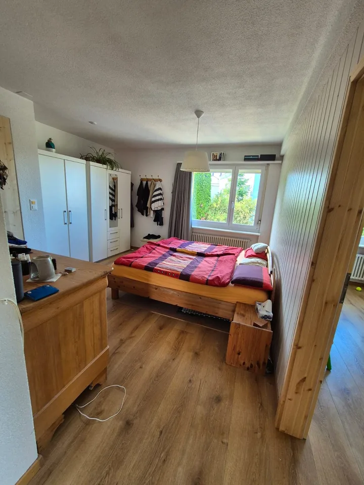 4.5-Zimmer-Einfamilienhaus mit Garten in Samstagern (ZH)