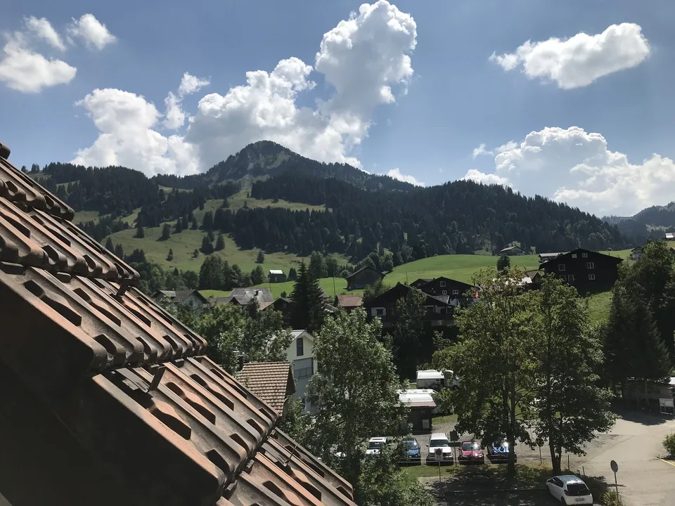 Alpines Wohnen in Oberiberg – 2-Zimmer-Wohnung für Erholung und Sport