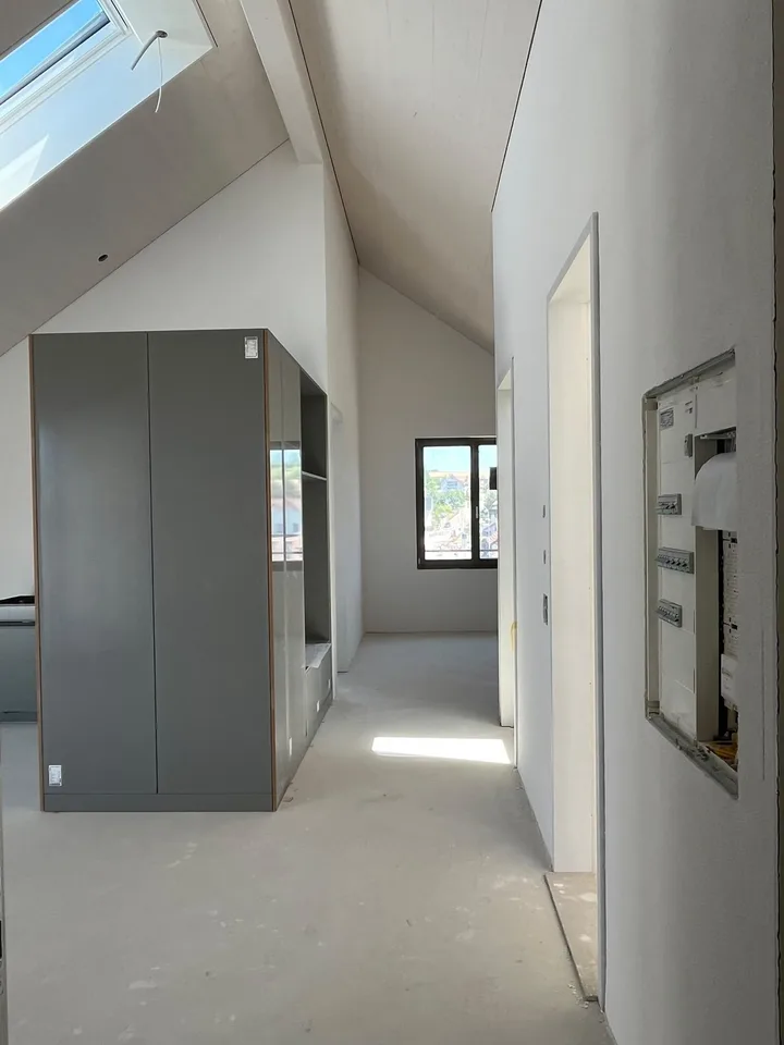 Exklusive 3.5-Zimmer-Dachwohnung mit 35 m² Terrasse zum Wohlfühlen