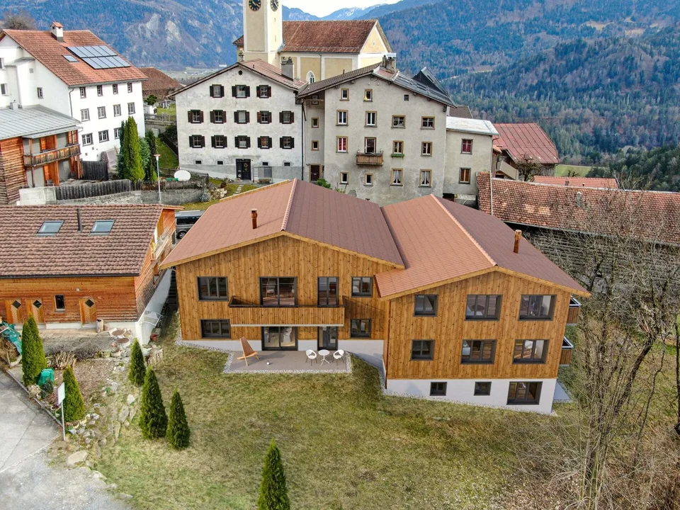 Bewilligtes Neubauprojekt mit 7 Wohneinheiten an attraktiver Lage in Trin Dorf