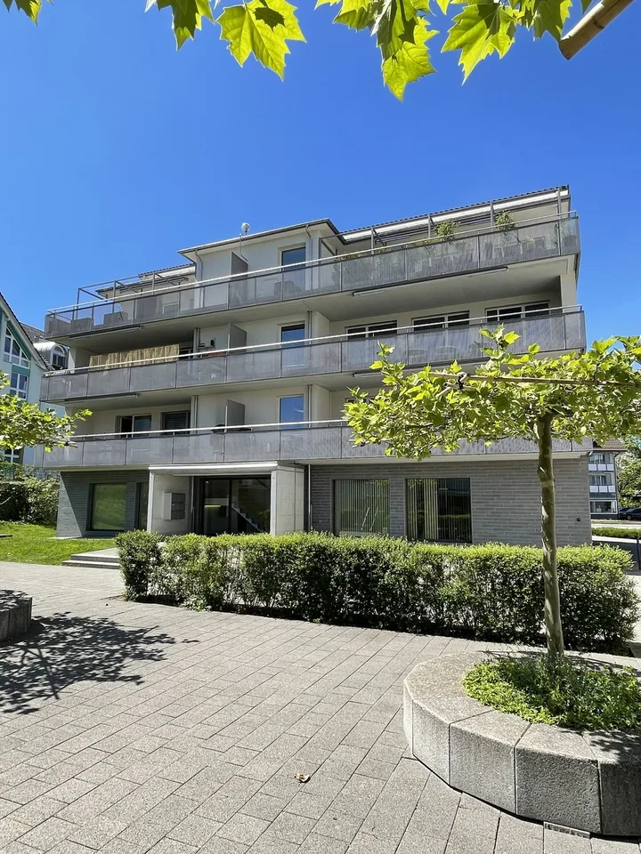 Tiefgaragenparkplätze zu vermieten