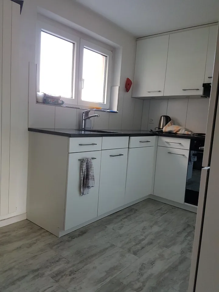 Attraktive 3,5 Zimmer-Whg mit grossem Balkon in Netstal zu vermieten