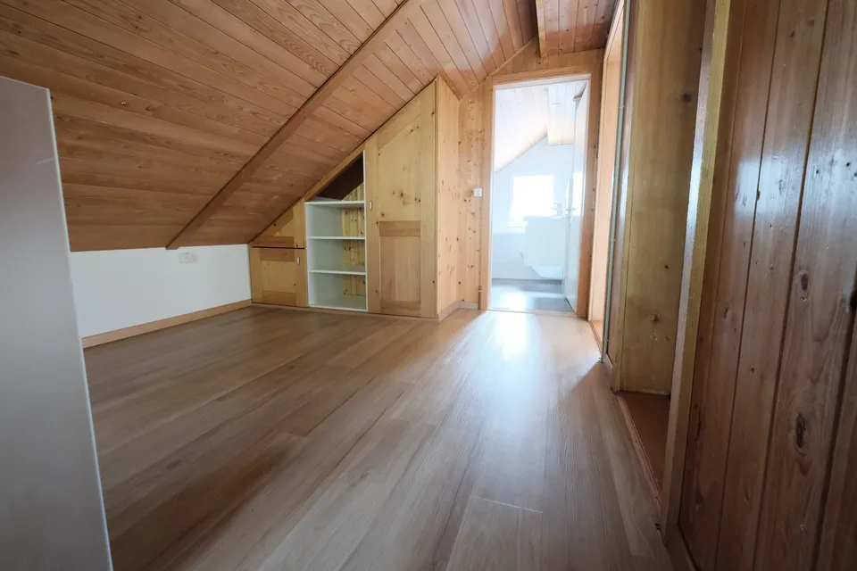 5-Zimmer Doppeleinfamilienhaus mit Sitzplatz und Bergsicht