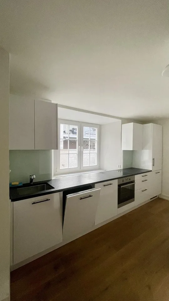 Charmante 1.5-Zimmer-Wohnung in Glarus Nord