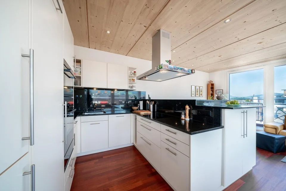 Charmante 4.5-Zimmer-Maisonettewohnung in Lachen