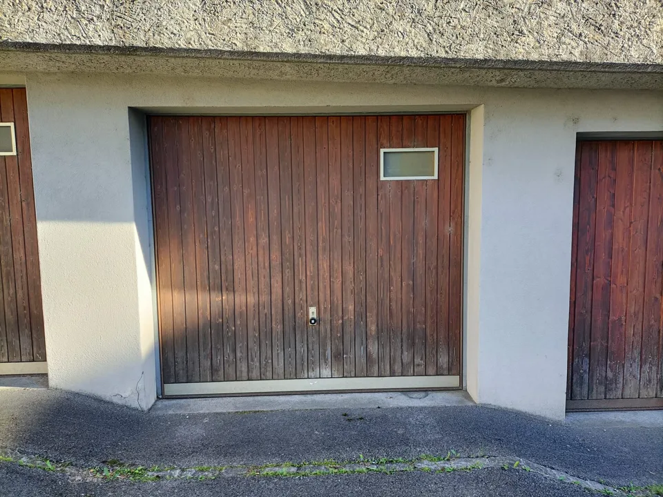 Garagebox zu vermieten in Uznach (Städtli)