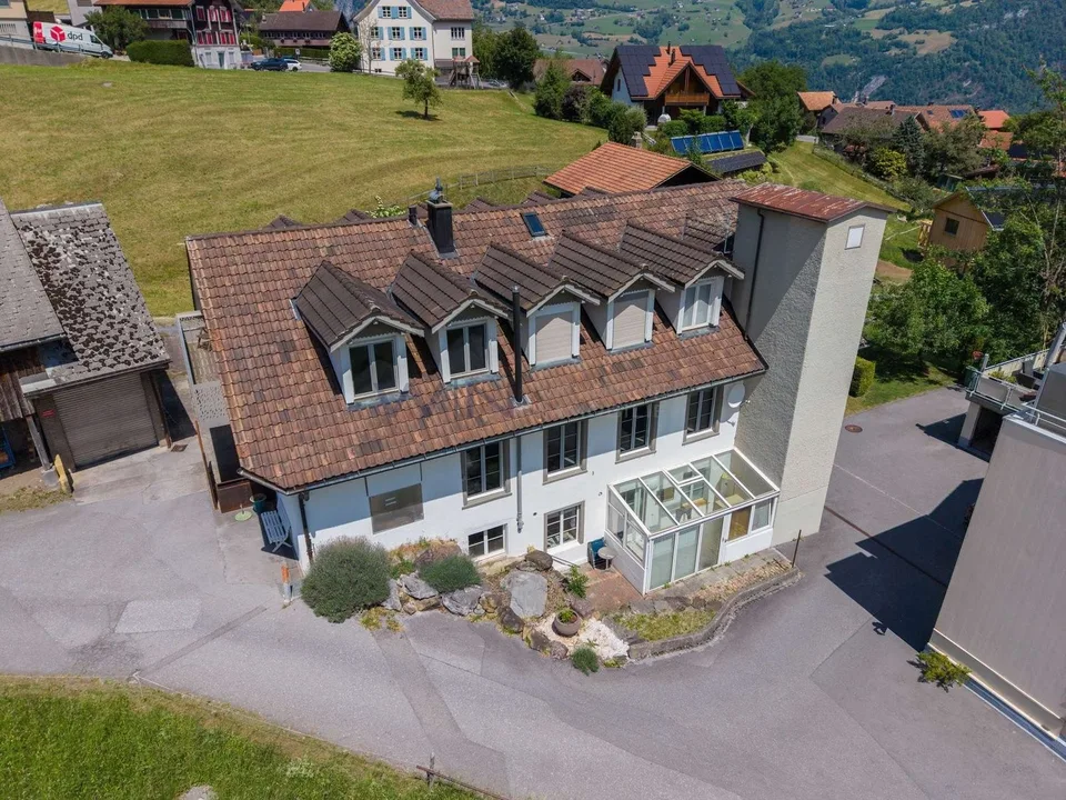Exklusive Villa mit Potenzial für Generationen