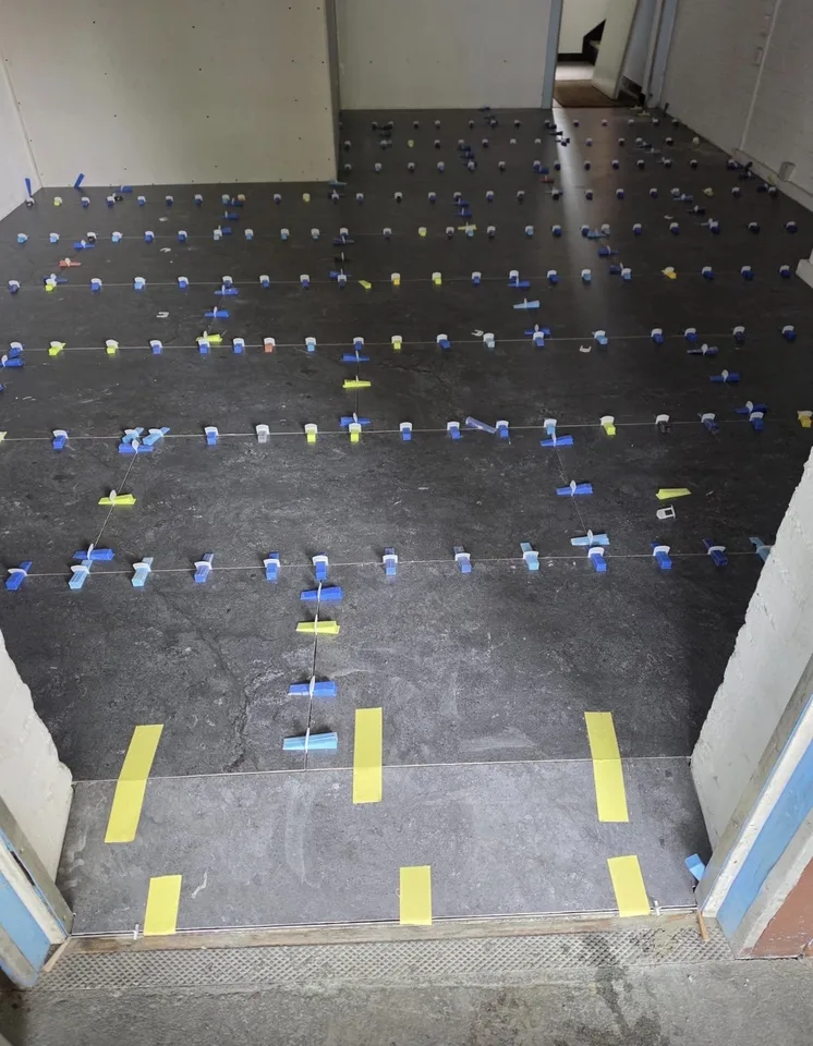 Werkstatt mit Büro