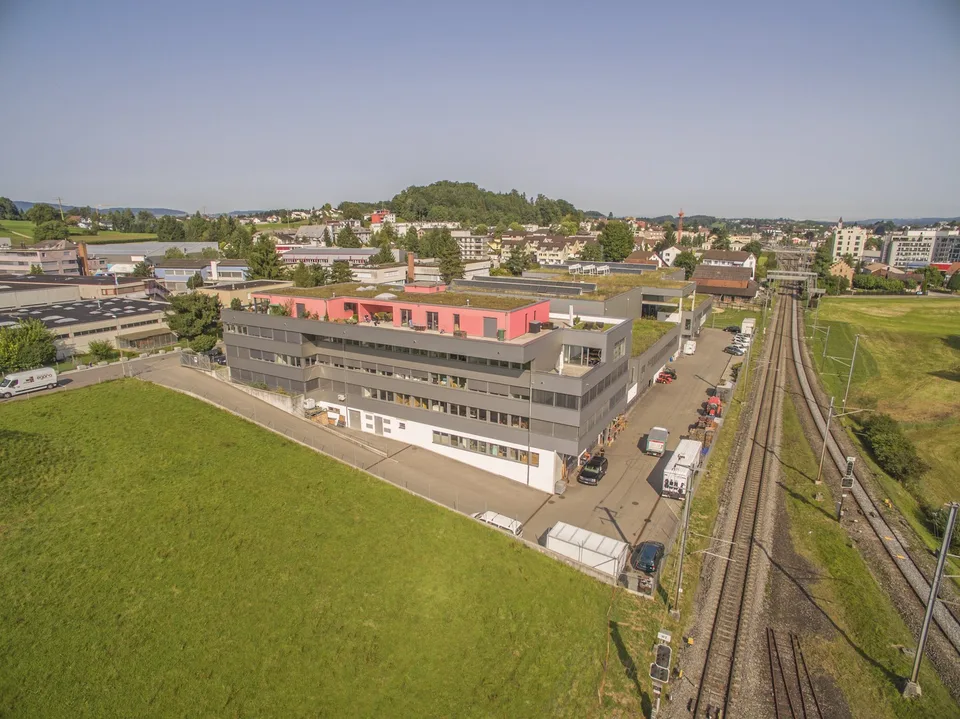 Helle Office-Fläche per sofort gesucht?