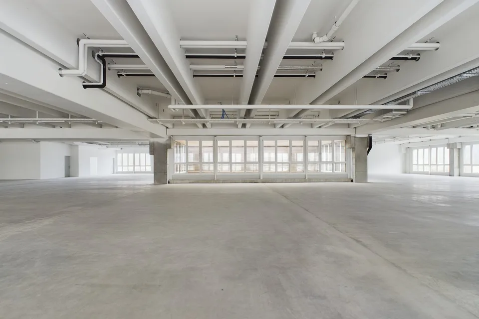 Neubau Gewerbehaus: Raum für Ideen und Wachstum! – photo 7 of 10