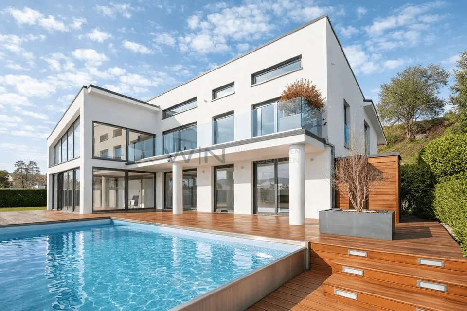 Exklusive Panorama-Villa: Ruhe & Familienglück
