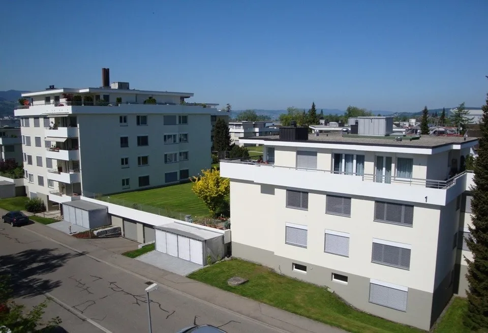 freie Einstellplätze