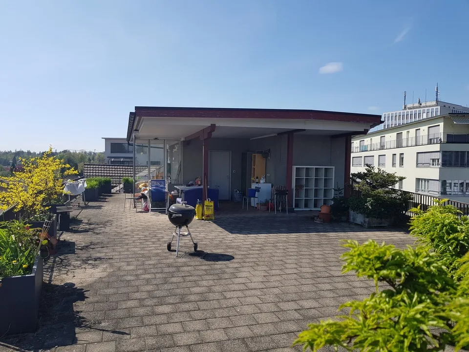 Grosse Wohnung im Herzen von Rüti - Perfekt für Pendler & Studenten