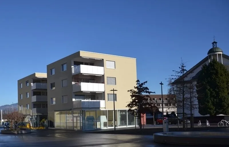 Motorabstellplatz in Galgenen zu vermieten