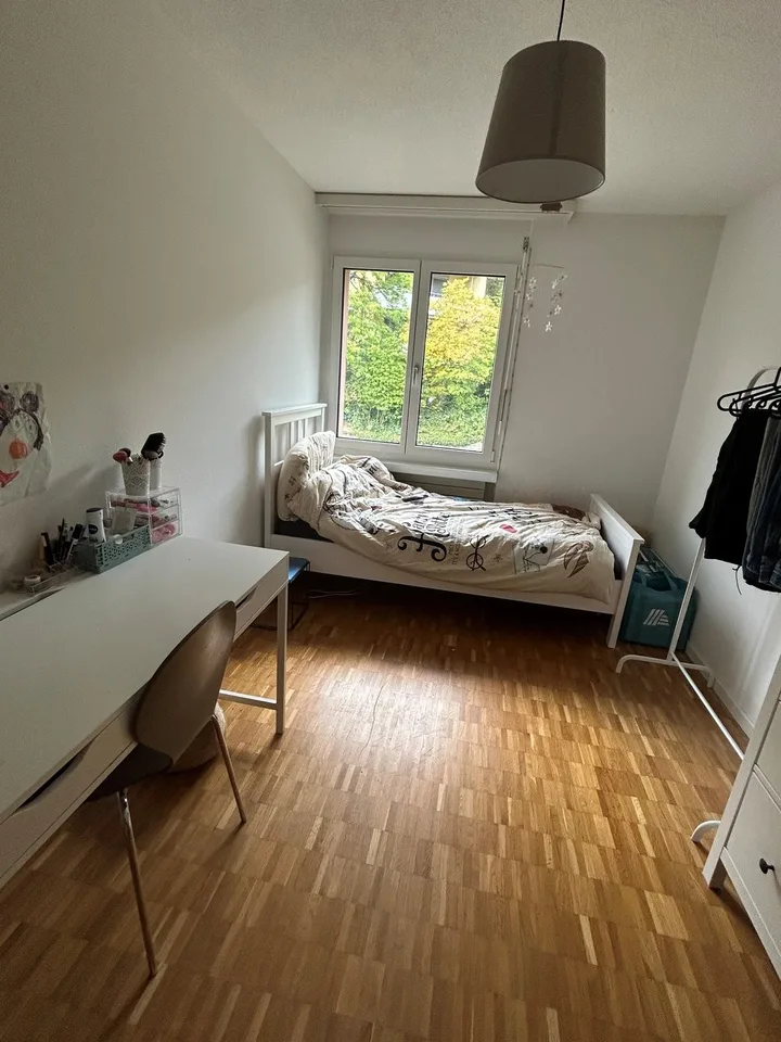 Helle Wohnung mit Ausblick zu vermieten