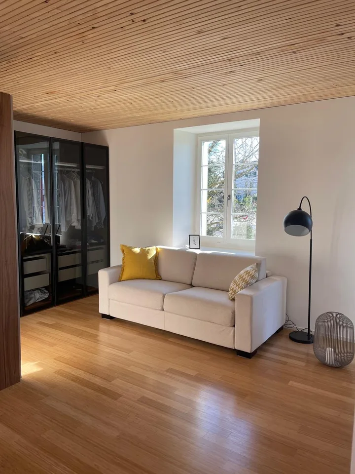 Möblierte 3.5-Zimmer-Wohnung direkt am Zürichsee in Uerikon (befristet)