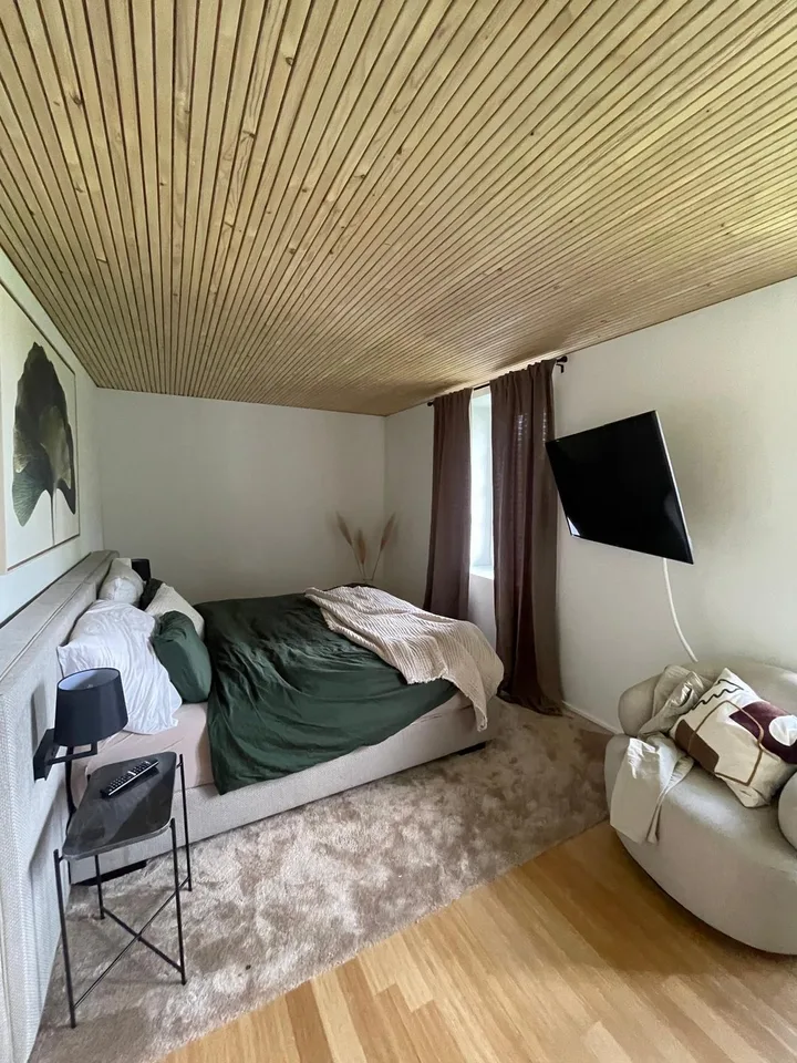 Möblierte 3.5-Zimmer-Wohnung direkt am Zürichsee in Uerikon (befristet)