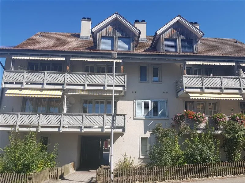 Ladenfläche im Dorfzentrum von Bonstetten