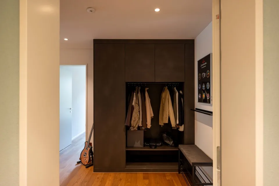 Exklusive 3.5-Zimmer-Wohnung mit modernstem Ausbaustandard in familienfreundlichem Quartier