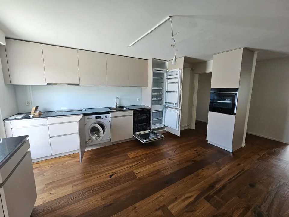 Grosszügige Wohnung in Mühlau zu Vermieten