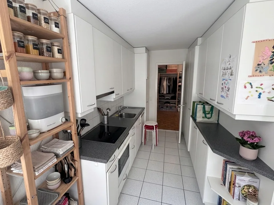 Grosses WG Zimmer im Wesemlinquartier