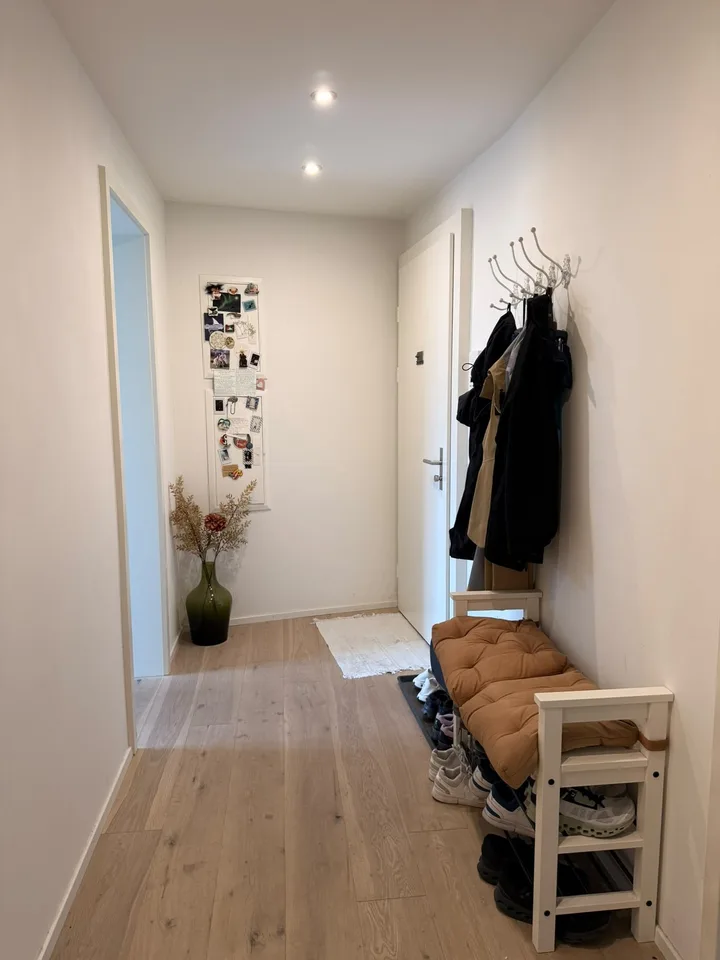 Bright 4.5-Room Apartment with Lake Views in Horgen – Available Immediately or from 1 August