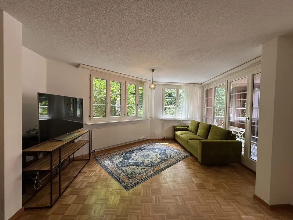 Möblierte 3.5-Zimmer-Wohnung (73 m²) in zentraler Lage in Horgen (befristet)
