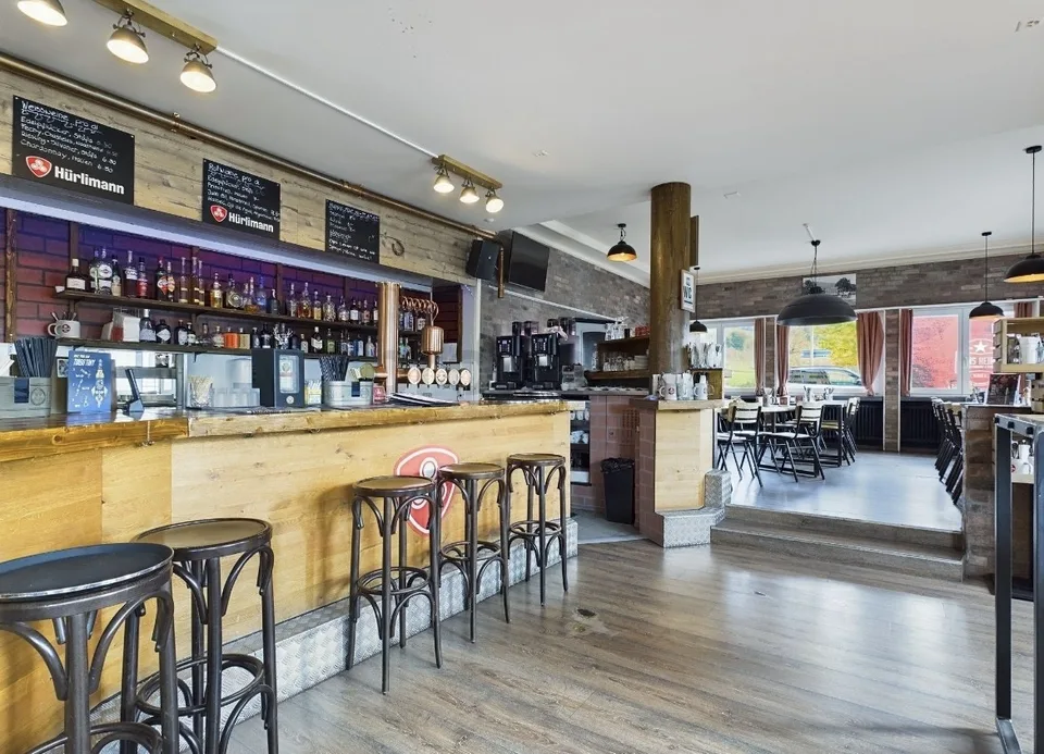 Restaurant an toller Lage in Feldbach Nähe Zürichsee