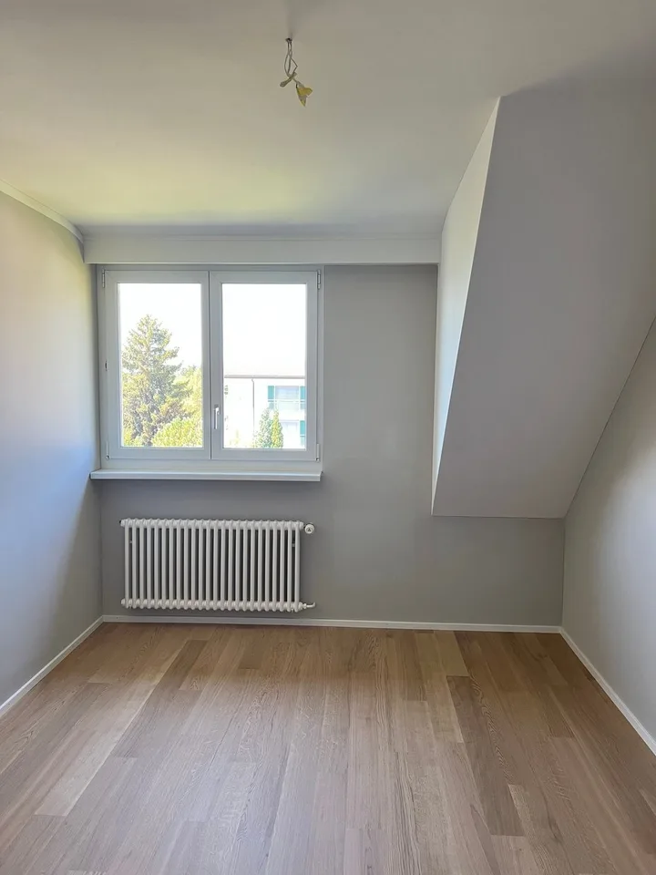 Charmante 5-Zimmerwohnung an idyllischer Lage