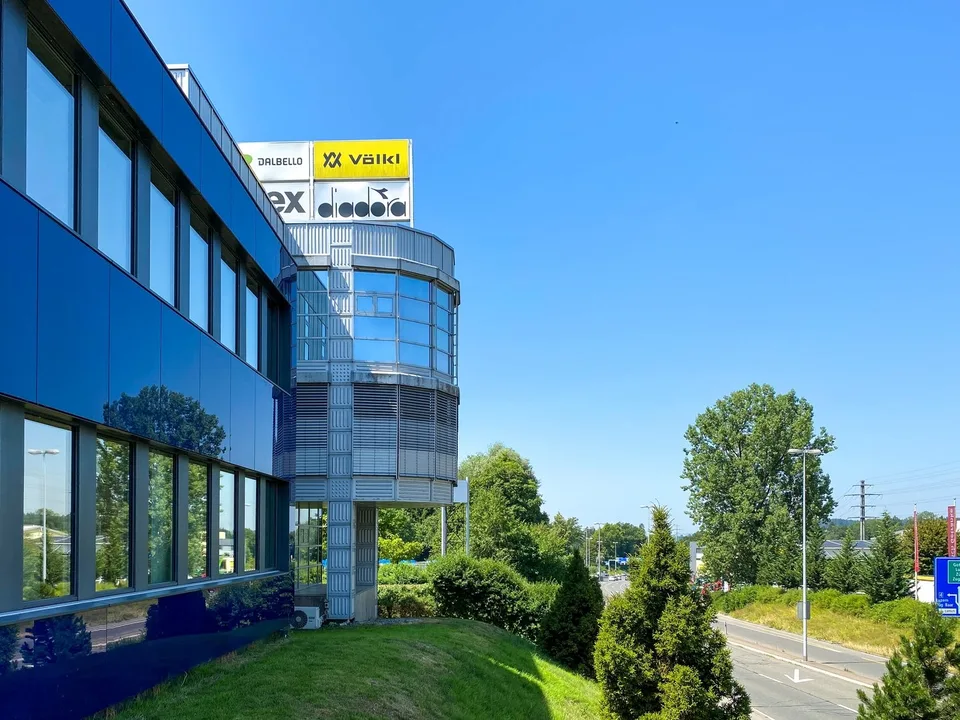 Bürofläche mit ca. 267m2 im Geschäftshaus House for Sports
