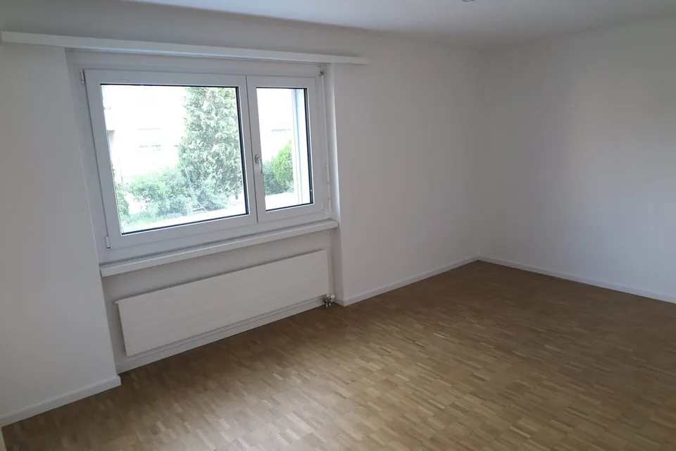 Sanierte 4.5-Zimmer-Wohnung im 1. OG in Gossau zu vermieten!