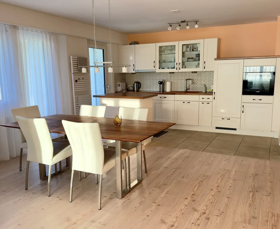 Ruhige Wohnung (möbliert, befristet) im Grünen – Terrasse & Garten, Nähe Zürich
