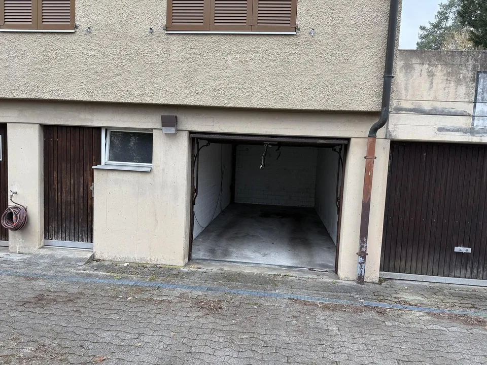 Garagenbox in Thalwil zu vermieten