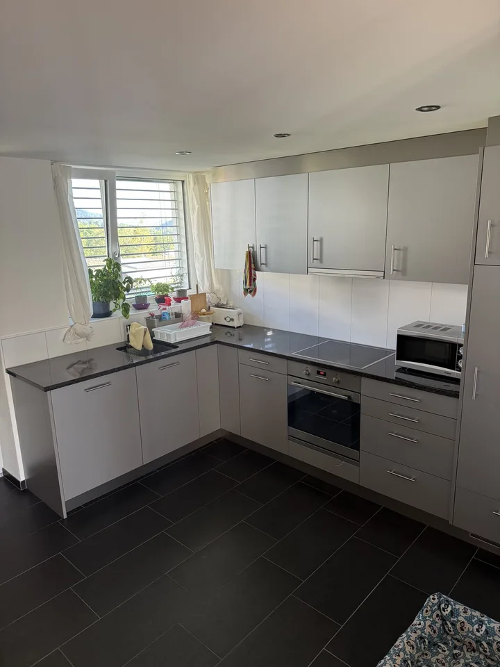 🏡 Room available in Adliswil (Zurich)