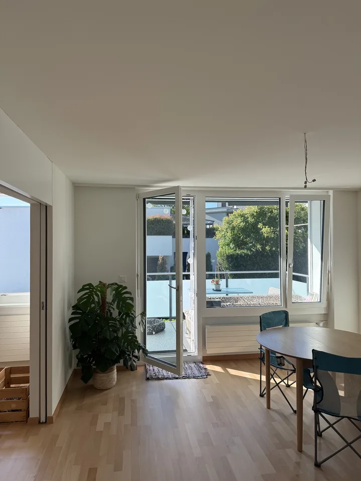 🏡 Room available in Adliswil (Zurich)