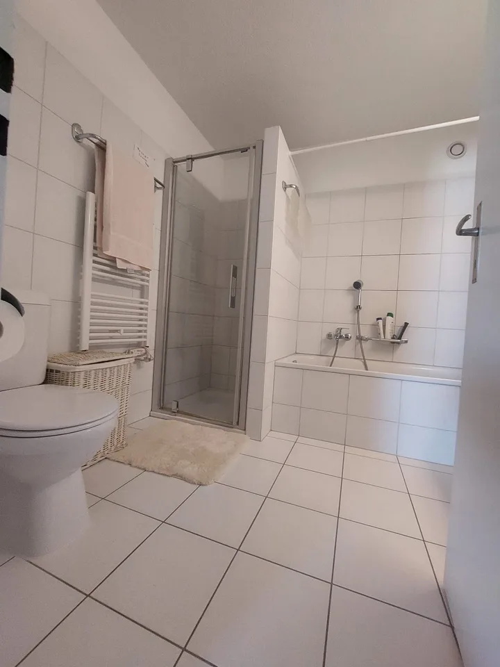 Alte Landstrasse 191a, 8800 Thalwil - CHF 1’300 inkl. NK pro Monat