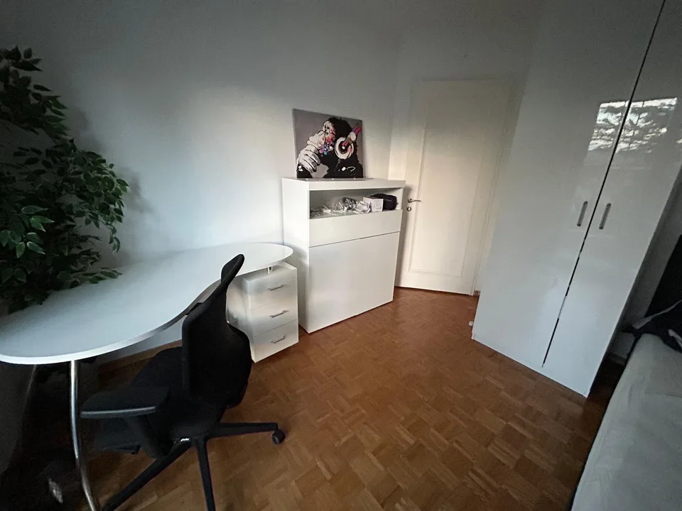 room in 7-Room House with Lake Views in Meilen