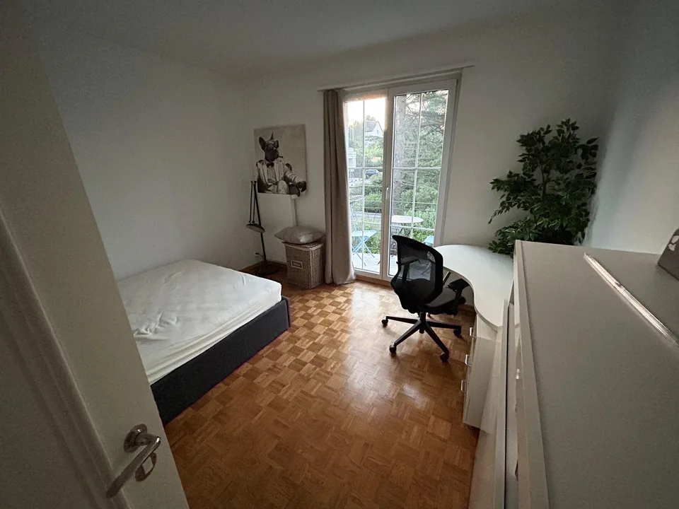 room in 7-Room House with Lake Views in Meilen