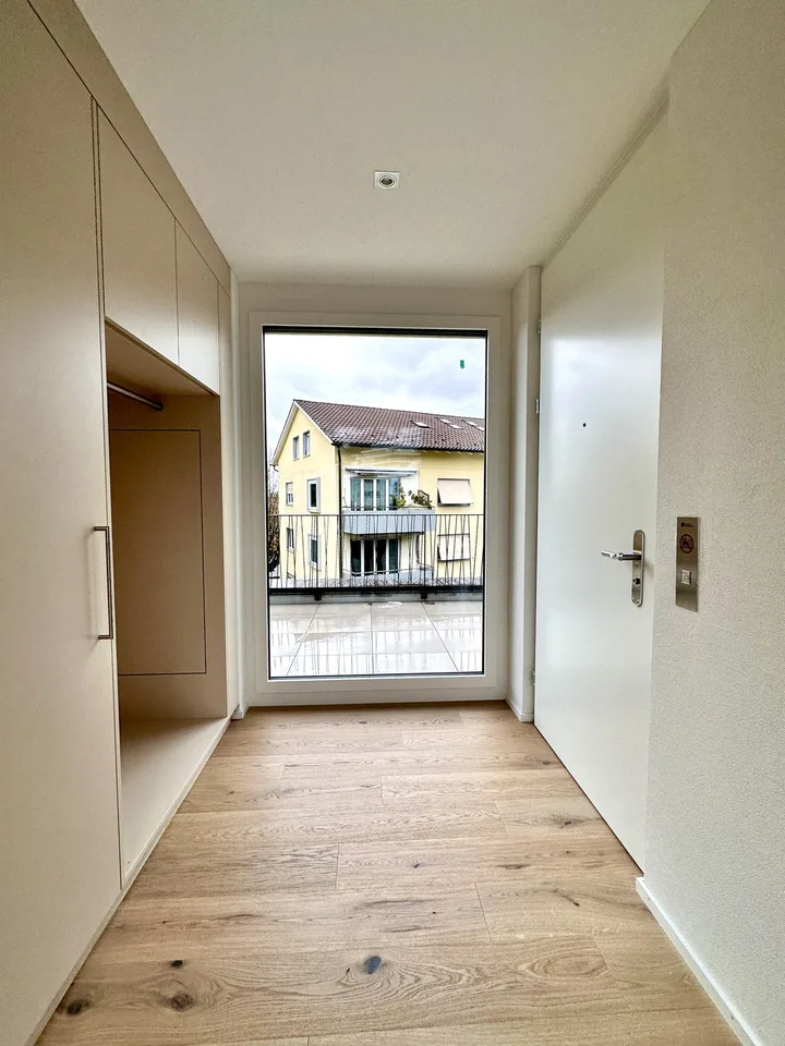Attraktive 3½  Zimmerwohnung Attika im steuergünstigen Bäch SZ