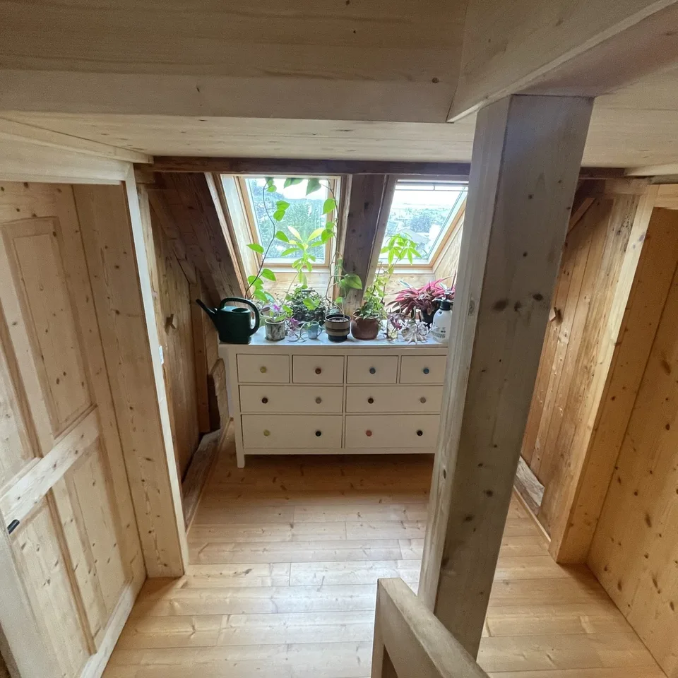 Schönes WG-Zimmer auf dem Hof